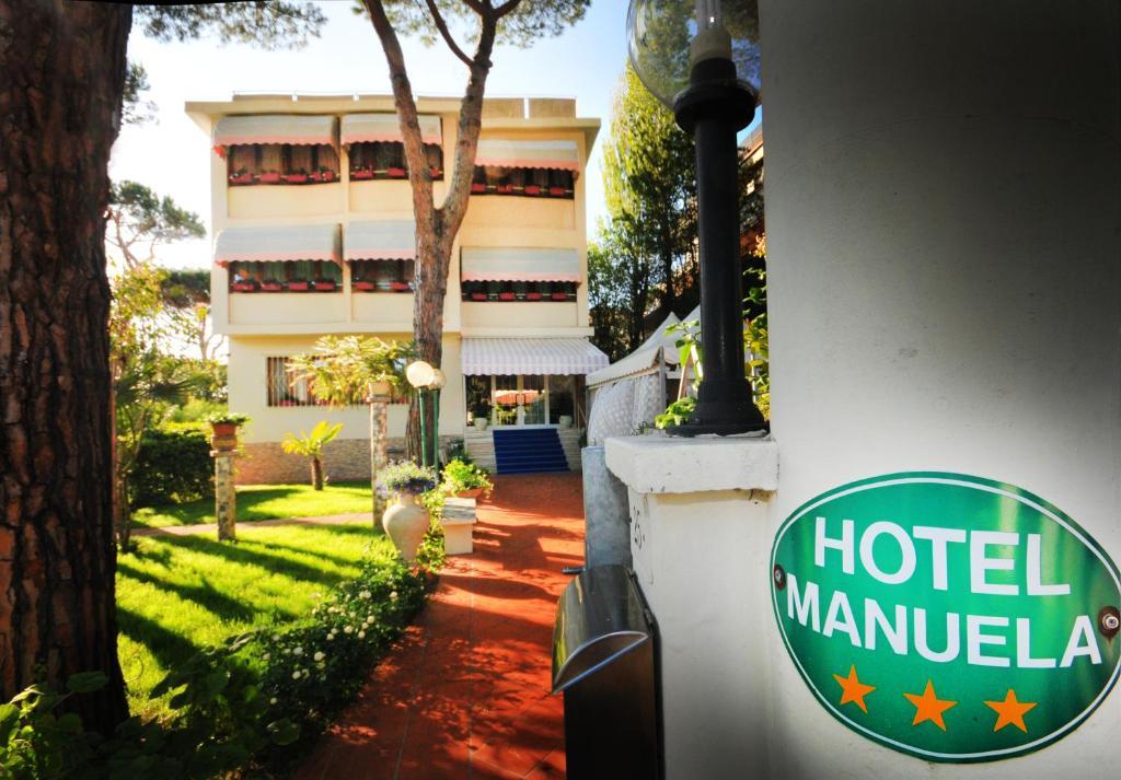 Hotel Manuela Cinquale Exterior photo